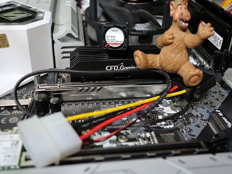 CFD Gaming PG5NFZ 2TB