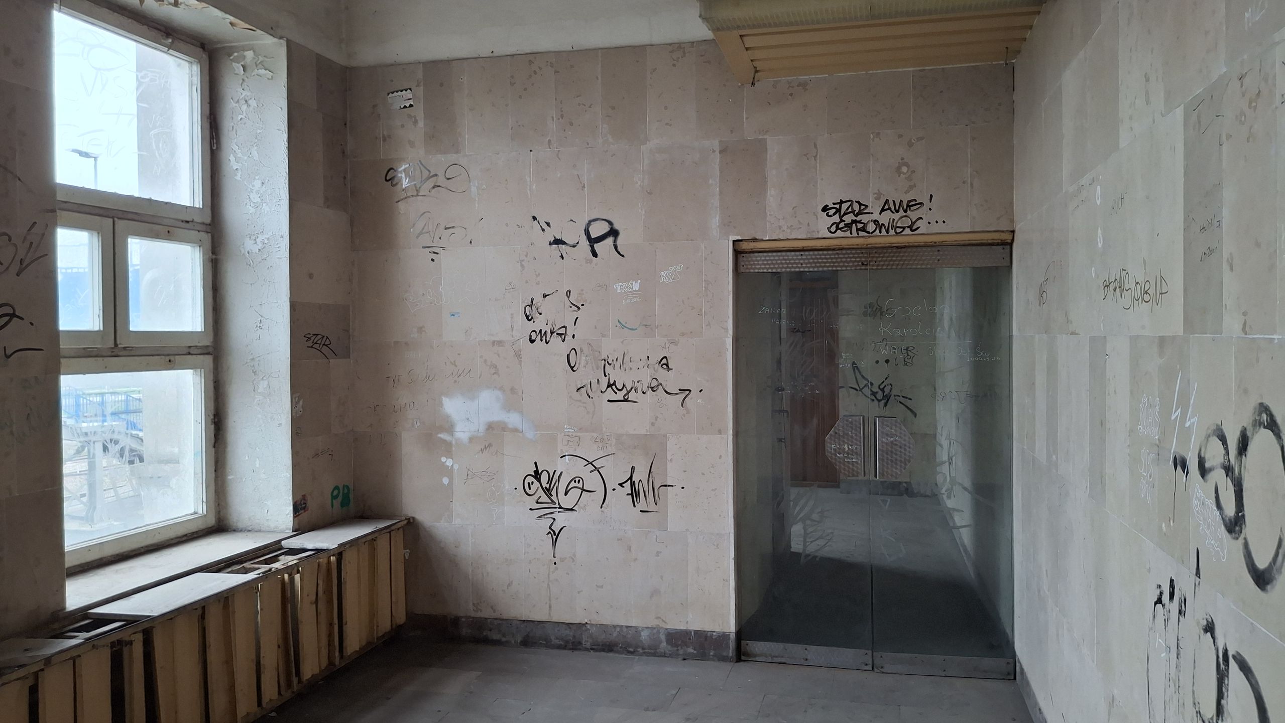 Zabytkowy dworzec PKP w Ostrowcu Świętokrzyskim