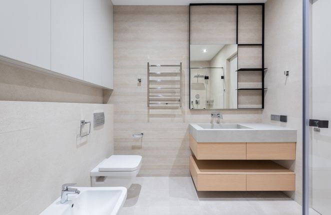 Meble do łazienki – jak wybrać stylowe i solidne meble łazienkowe?