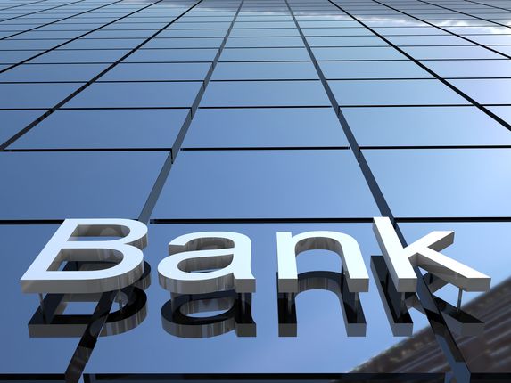 Jak dobrze wybrać bank, który sfinansuje budowę Twojego domu?