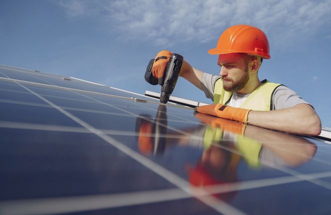 Solary - ile kosztują i czy warto instalować kolektory słoneczne?