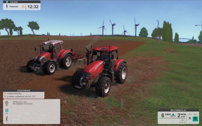 Polska Farma 2017 - dwa ciągniki na polu