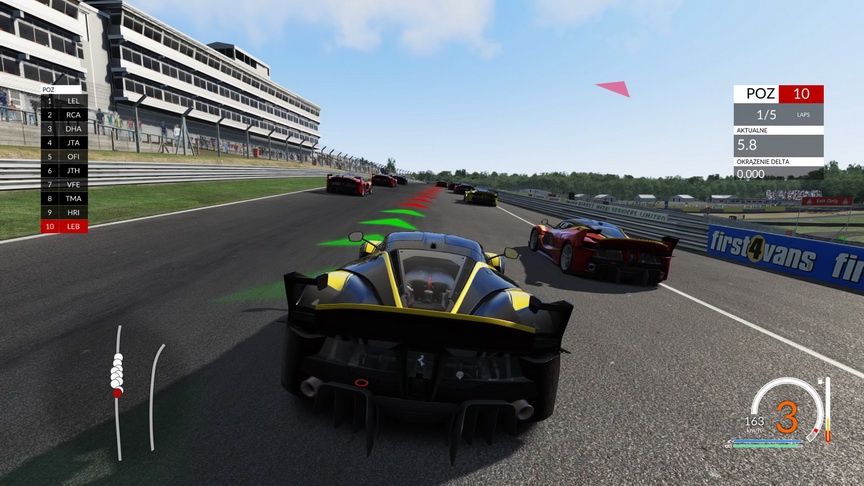 Assetto Corsa - ułatwienia hamowania