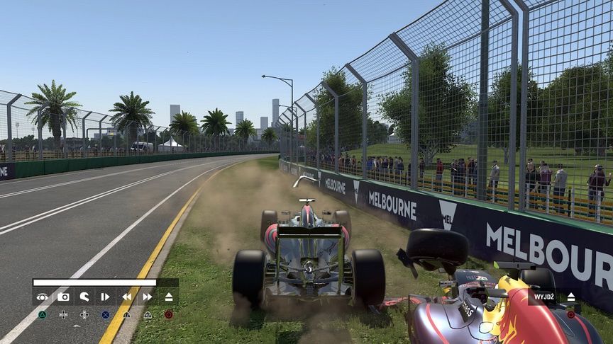 F1 2016 - zepchnięty na pobocze