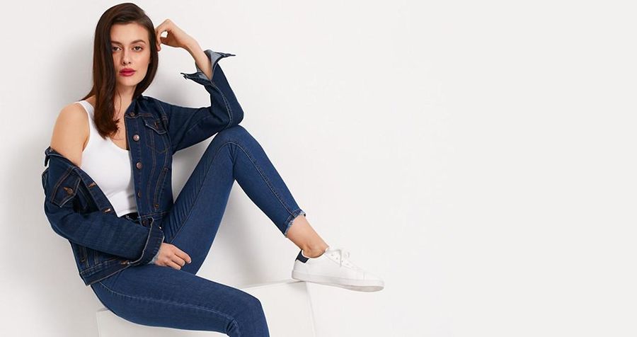 moda damska jeansy koszulka kurtka stylizacja diverse