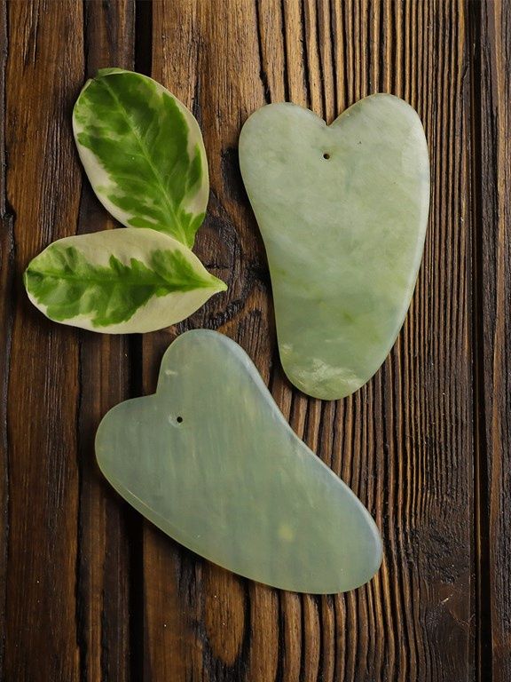 Kamien gua sha z jadeitu