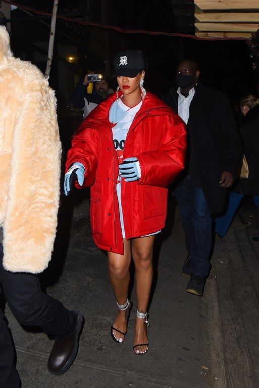 stylizacja Rihanny w ciąży