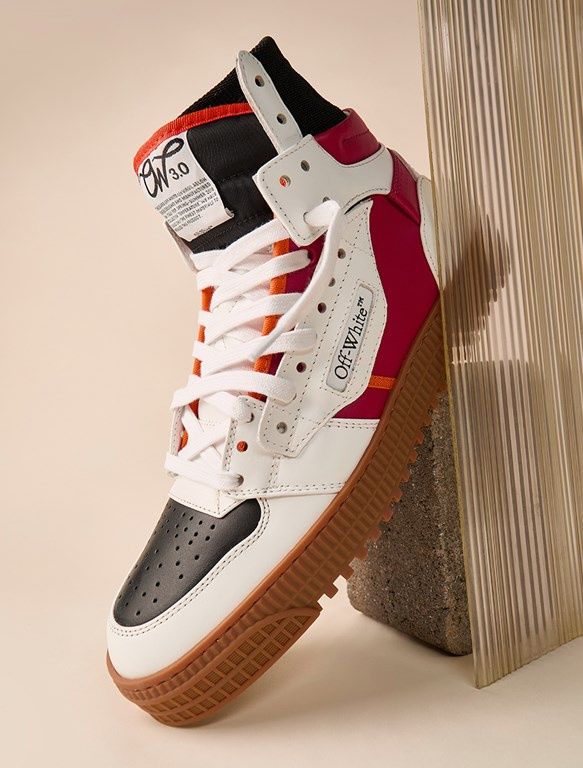 Kolekcja Off-White spodoba się fanom mody streetwear