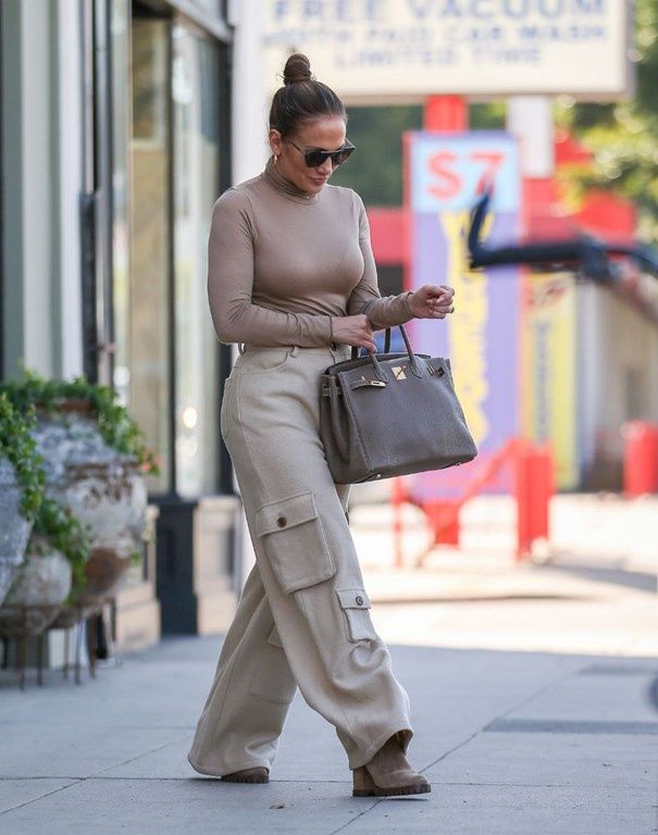 Jennifer Lopez w wydaniu „rich mom energy."