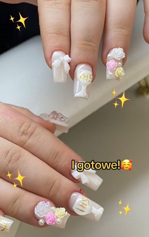 Gotowy manicure na komunię.
