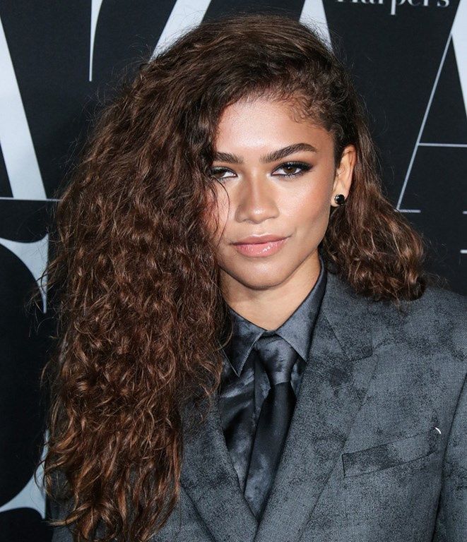 zendaya fryzura loki