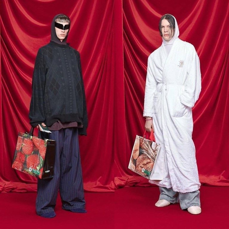 Balenciaga wypuściła dwie torby na zakupy dla mężczyzn