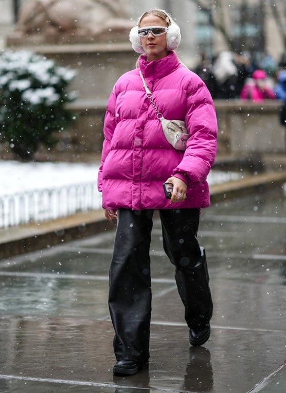 kurtka puchowa w kolorze Barbie pink