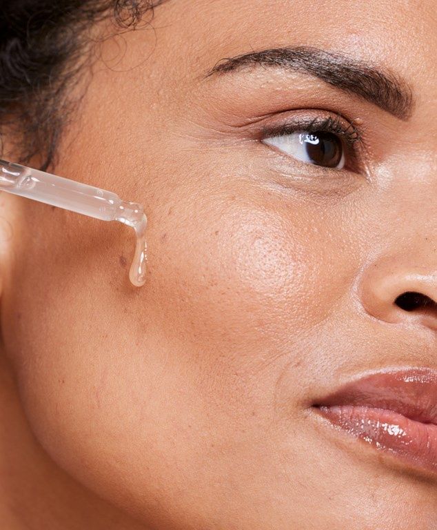 Podpowiadamy, jak stosować retinol