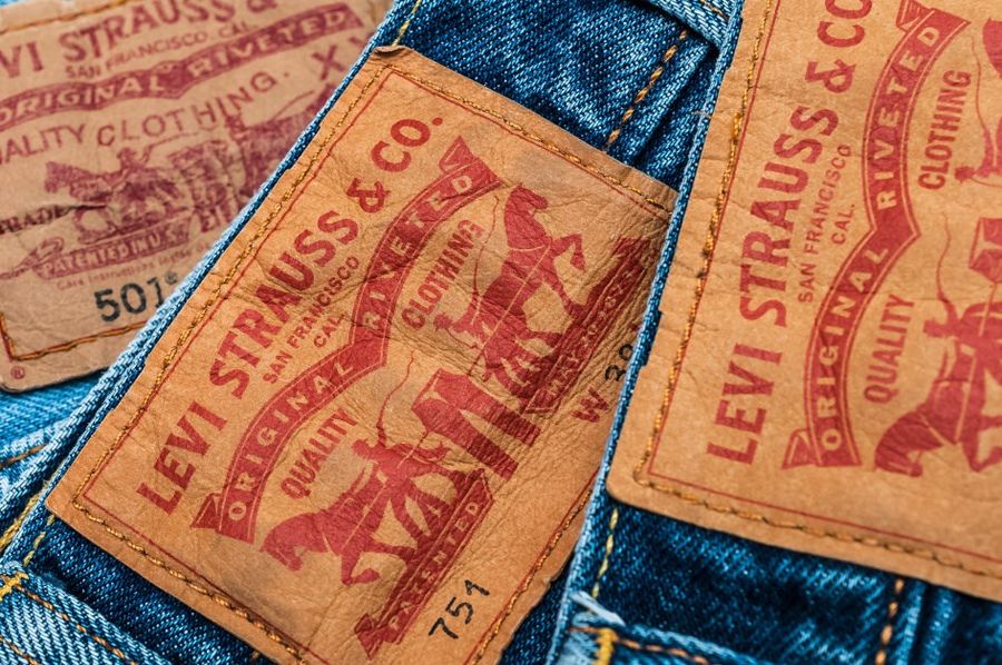 pierwsze jeansy levi's