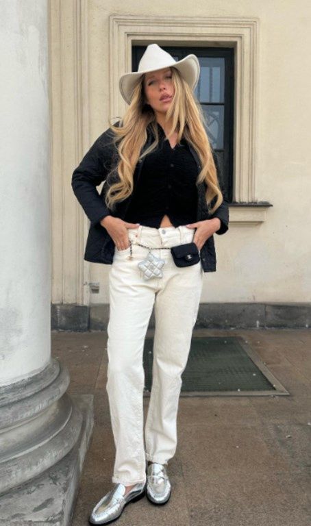 Jessica Mercedes w kowbojskiej stylizacji