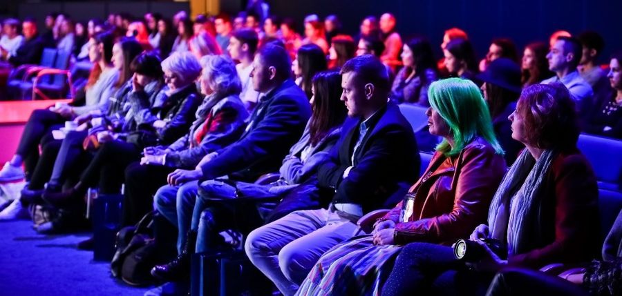 <p>Za nami najważniejsze wydarzenie biznesowe dla branży mody w Polsce - <strong>Targi Mody Poznań</strong>. Były to dwa dni pełne inspirujących spotkań, prezentacji najnowszych trendów odzieżowych podczas pokazów mody, dyskusji i obserwacji nieustannie zmieniającego się rynku mody, co warunkowane jest nowoczesnymi technologiami i dynamiką samego sektora.</p>