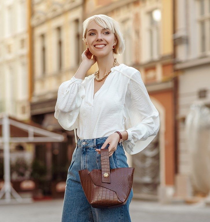 zwiewna bluzka na jesień 2021