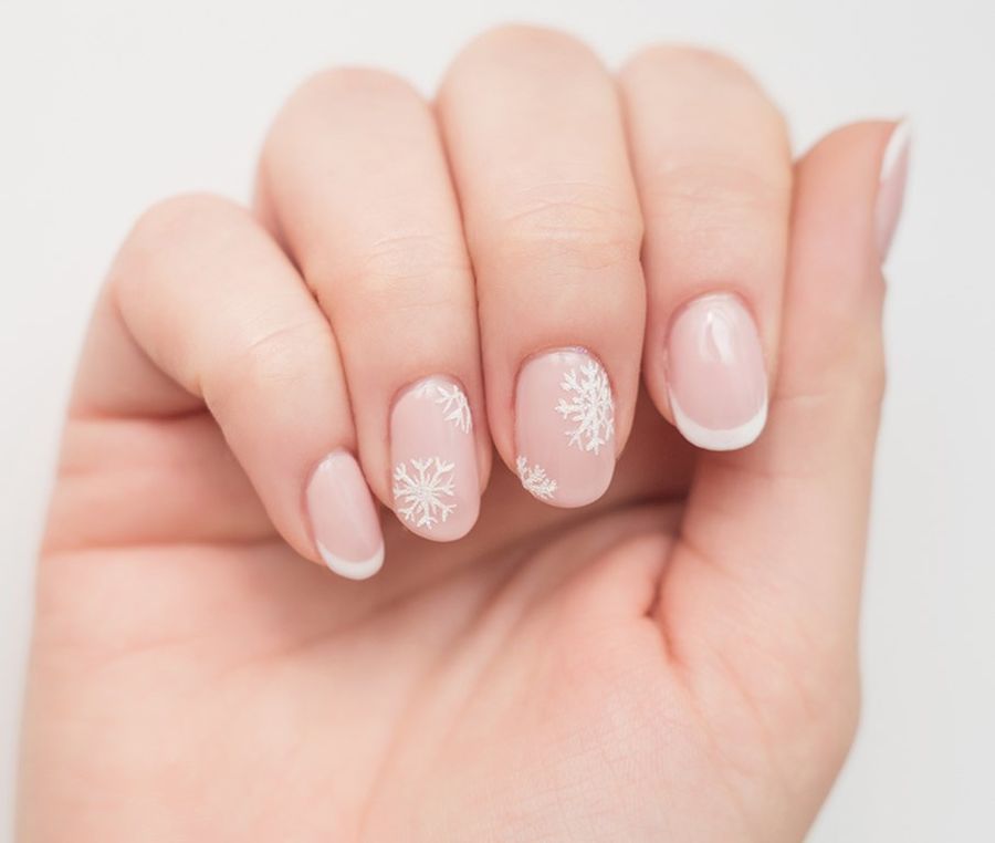 świąteczny french manicure