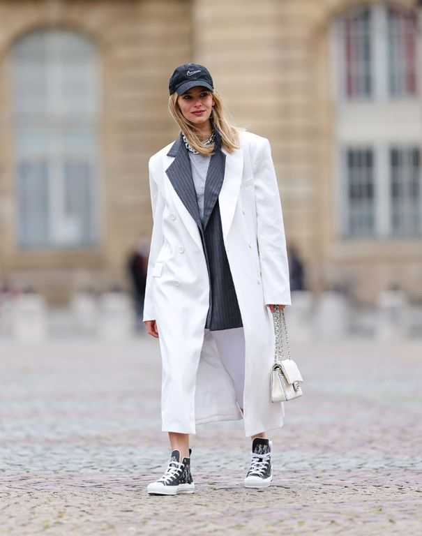 Lazy luxe to swobody, elegancki styl.