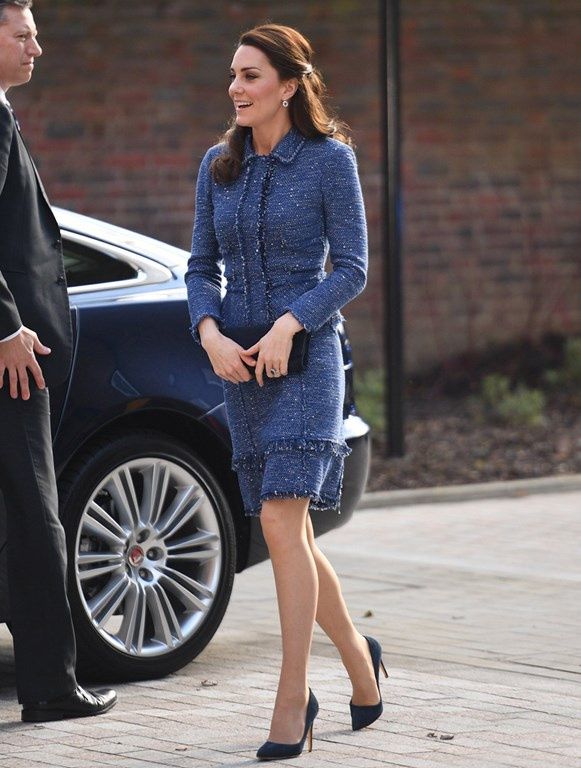 księżna kate middleton w czarnych szpilkach