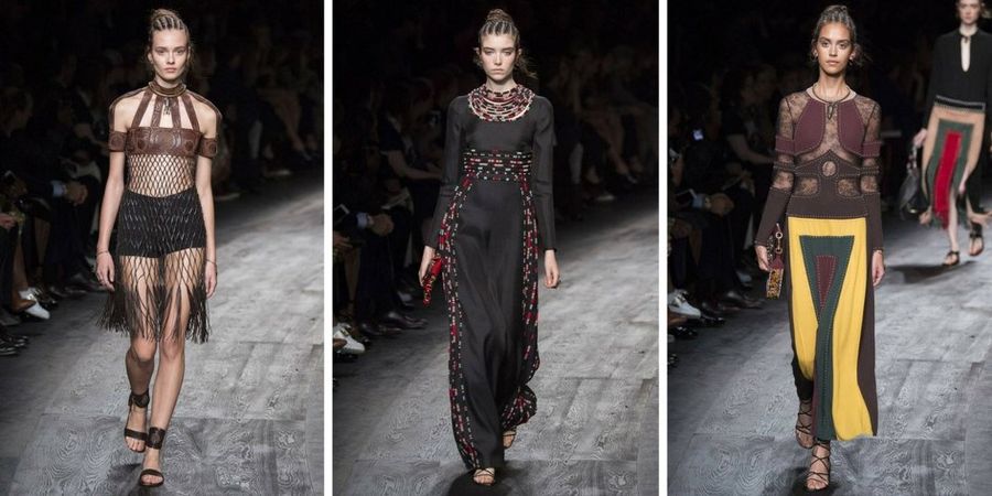 Zdjęcie z wybiegu pokazu kolekcji Valentino inspirowanej Afryką