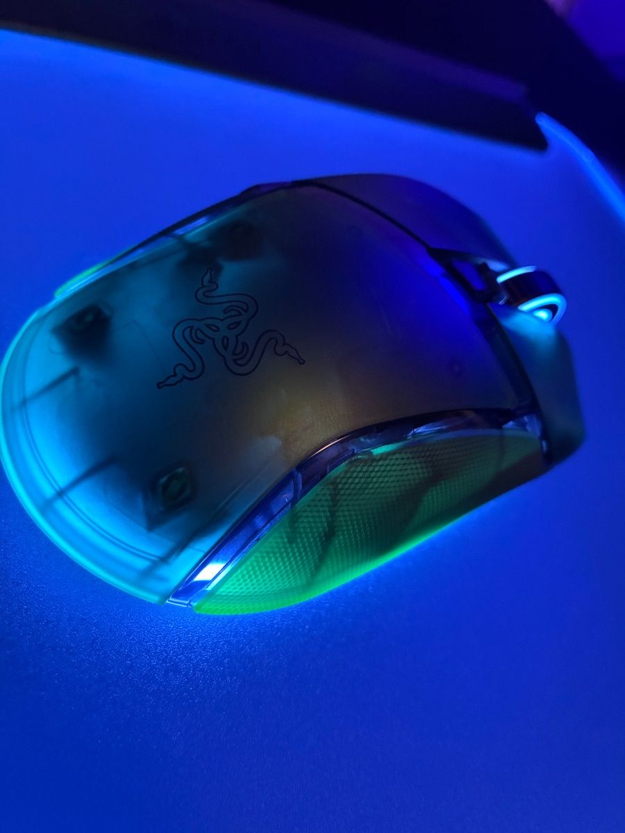 Razer Basilisk V3 Pro 35K Phantom Green Edition