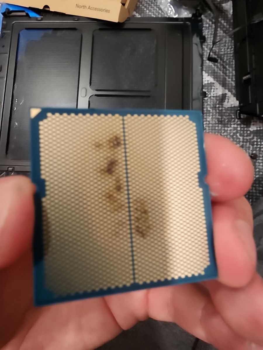AMD Ryzen 7 9800X3D
