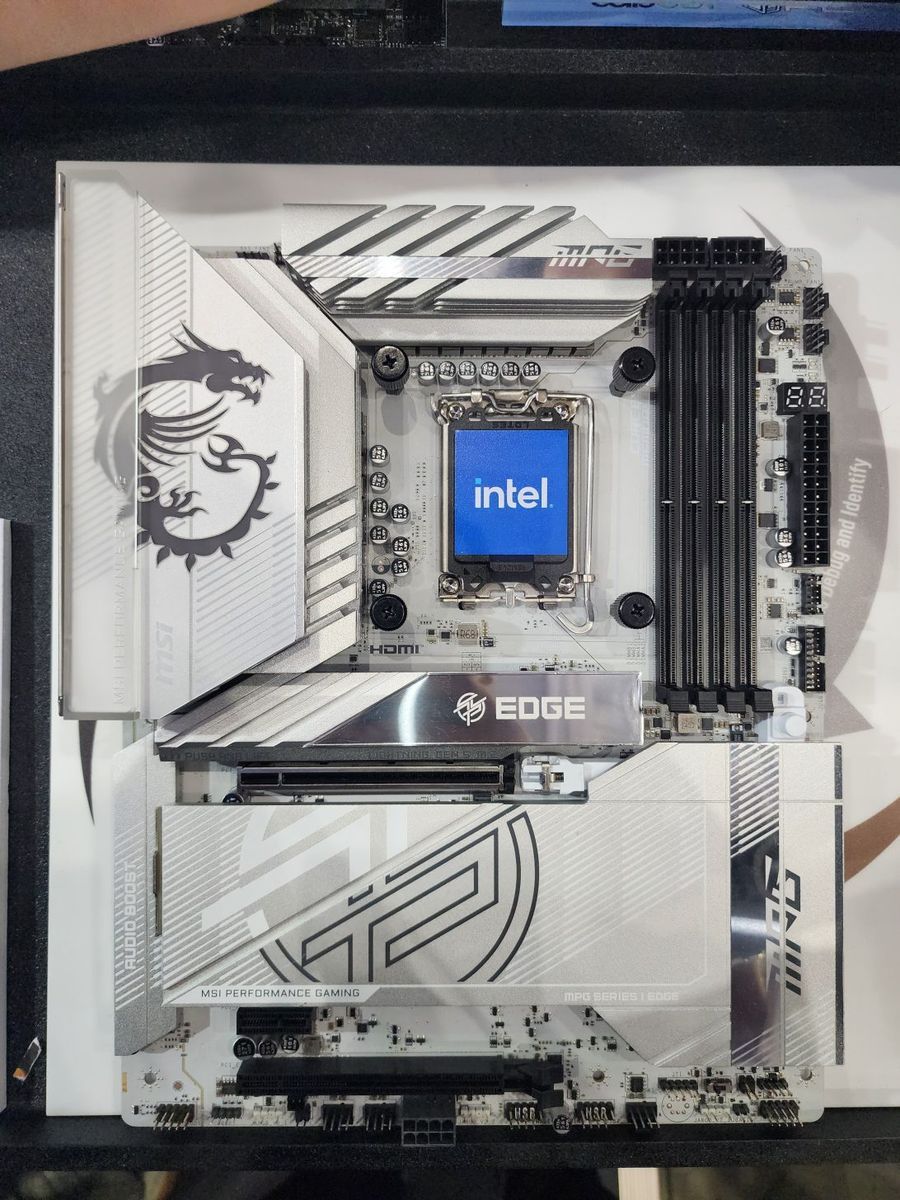 MSI MPG Z890 EDGE