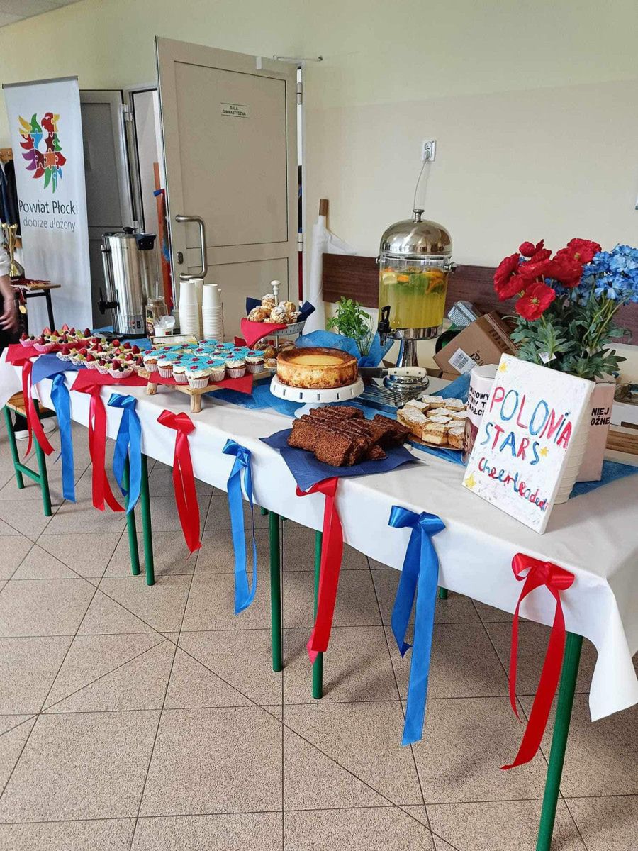 Druhowie Strażacy grali w piłkę dla Hani