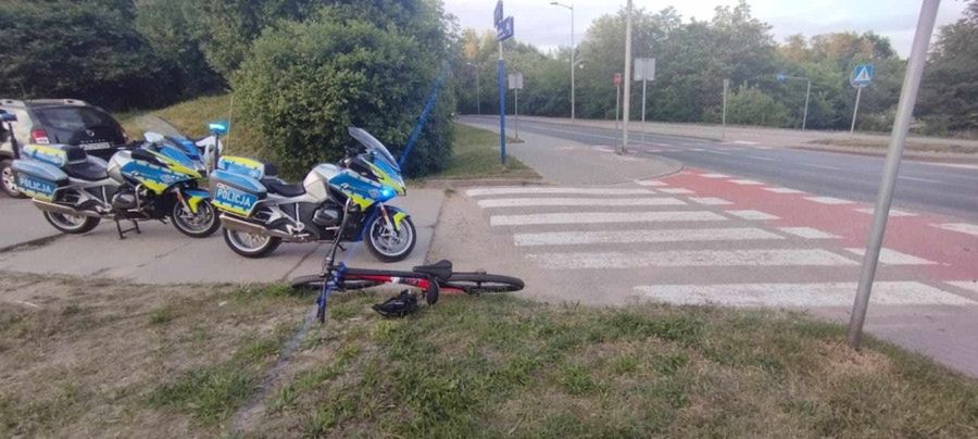 PILNE: kolizja i wypadek z udziałem rowerzysty!