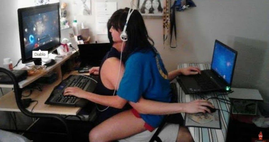 pc vs laptop gaming