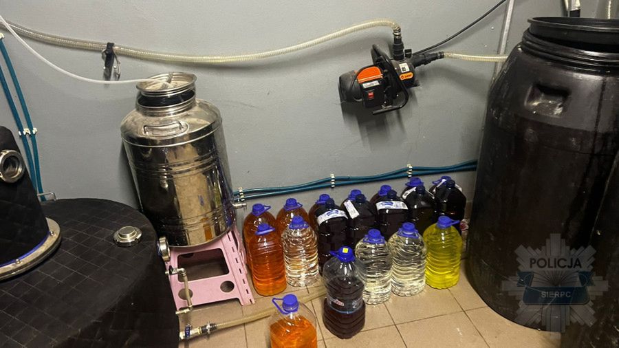 Bimbrowy "Breaking Bad" prosto z Sierpca. Tajni producenci bimbru wpadli