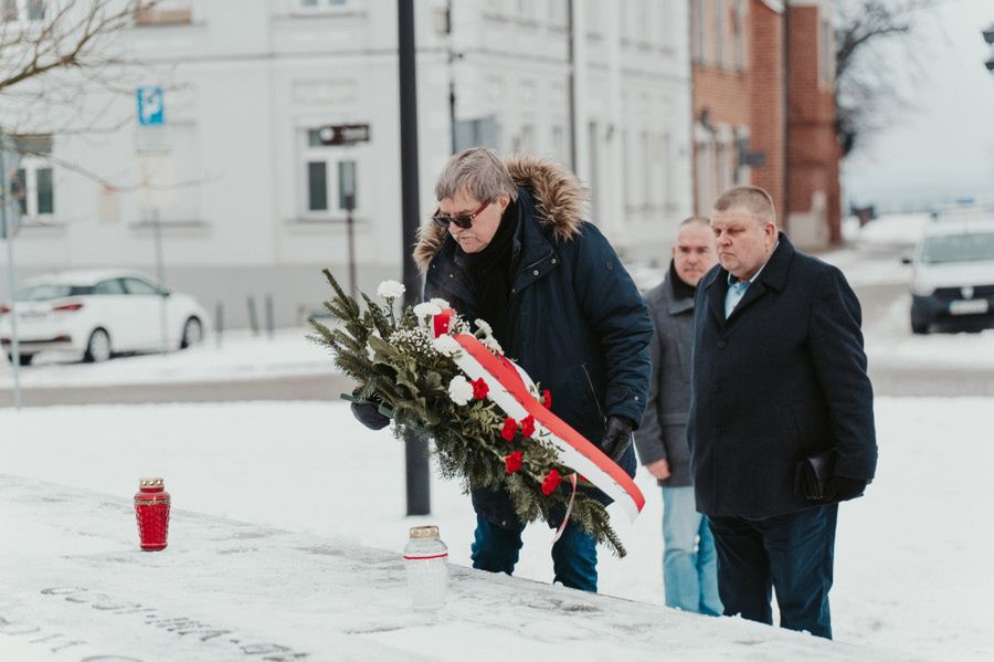 Mija 79 lat od zakończenia działań wojennych w Płocku [Zdjęcia]