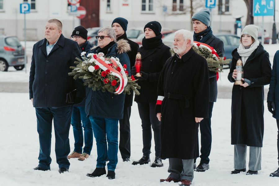Mija 79 lat od zakończenia działań wojennych w Płocku [Zdjęcia]