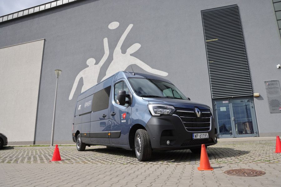 "Siedemdziesiątka" otrzymała nowy pojazd!