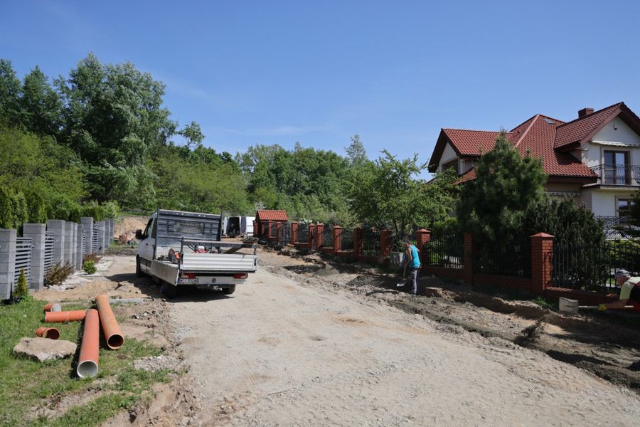 Budowa ul. Podgórze i fragmentu ul. Liściastej w Borowiczkach