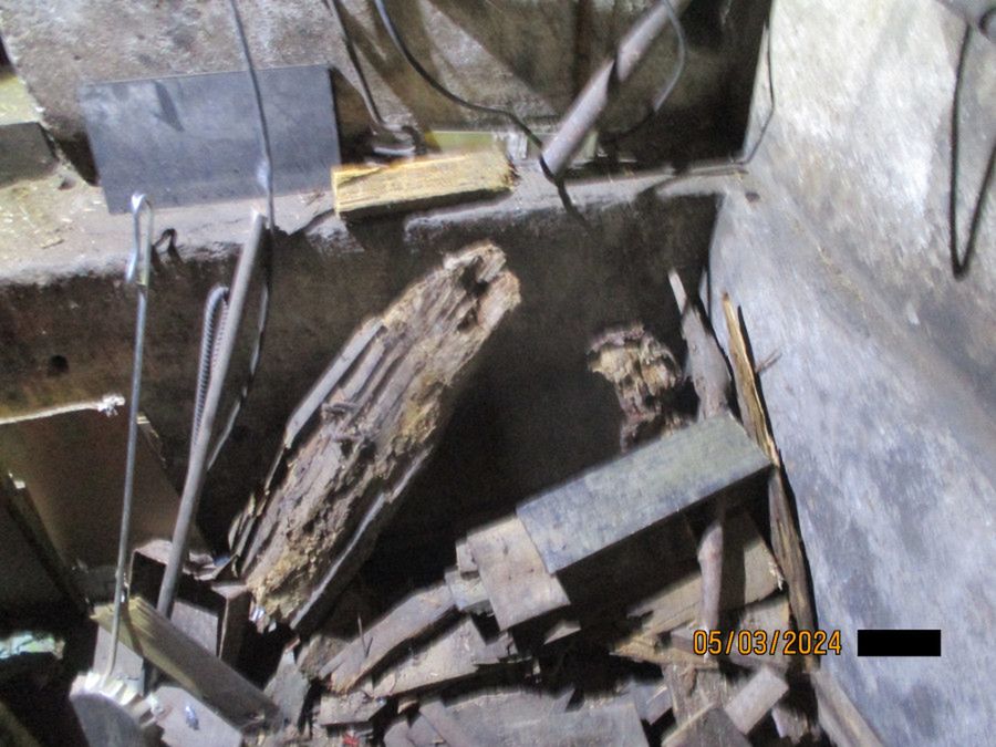 "Ciemny, gęsty dym z komina, zadymiona cała ulica, smród aż zbiera na wymioty"