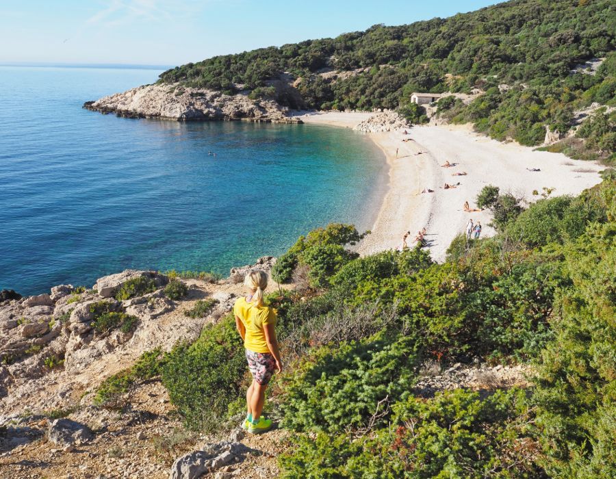 Plaża Sveti Ivan w pobliżu wioski Lubenice na wyspie Cres