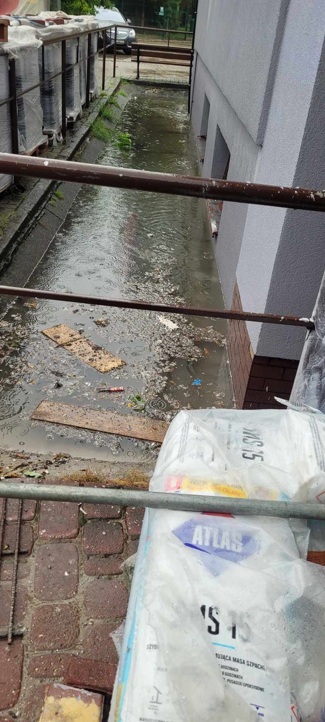 Zalana szkoła podstawowa 