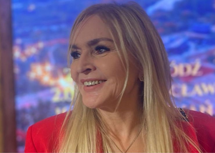 67-letnia gwiazda w „bieliźnianej” sukience. Tak ubrana przyszła na czerwony dywan