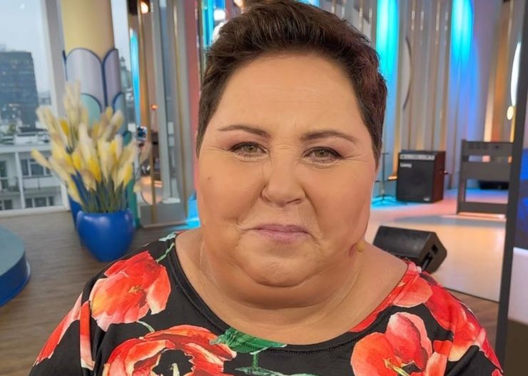 Sukienka Wellman w sekundę stała się hitem. Fani komentują: „Kiecka i kolor wow”