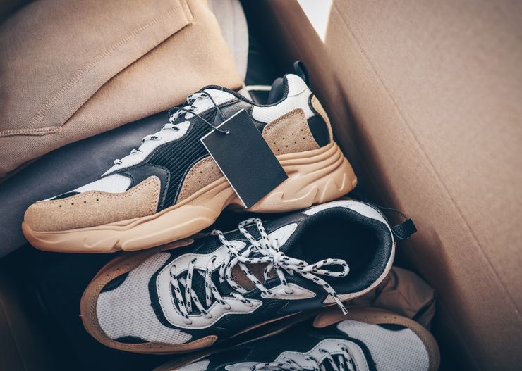 To te buty sportowe męskie wiosną 2024 będą najmodniejsze. Przegląd modeli idealnych na co dzień