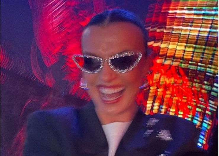 Po tym rozpoznasz, która kobieta zna się na trendach. Chodzi o sposób noszenia torebki