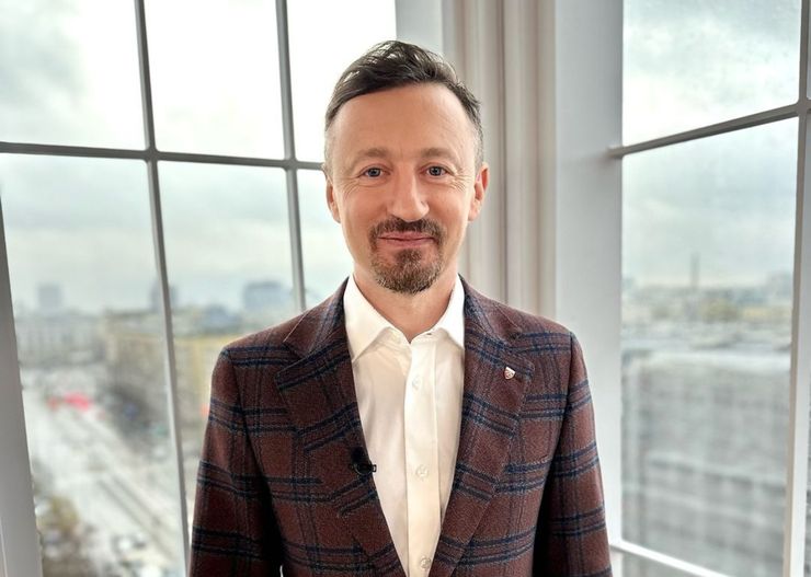 Koszule męskie na święta Bożego Narodzenia 2023 – przegląd najmodniejszych modeli na wigilię i nie tylko