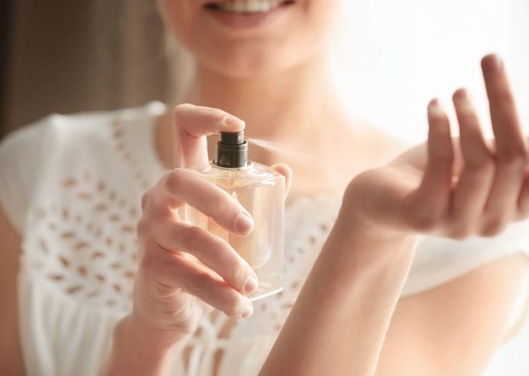 Jakich perfum chcemy na wiosnę 2024? Zapachy, którymi się zachwycisz [RANKING]