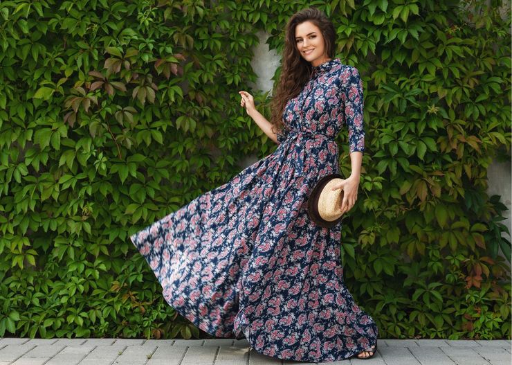 Sukienka boho na wesele nie wychodzi ze ślubnej mody. Pomogę ci wybrać model, w którym zrobisz wrażenie