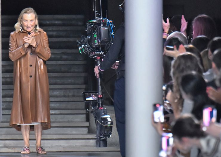 Najważniejsze pokazy mody wiosna-lato 2024: od Chanel po Louis Vuitton. Te kolekcje wyznaczą trendy w tym sezonie