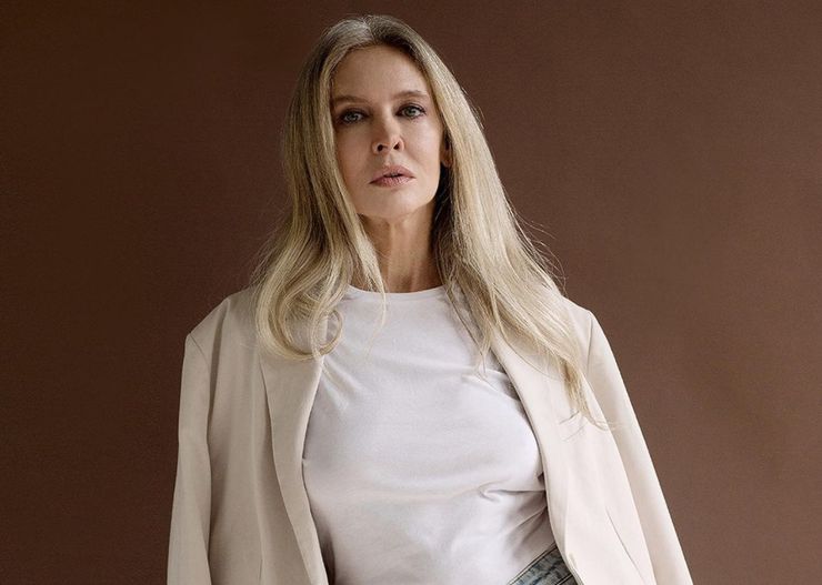 56-latka pokazuje na Instagramie, jak się „‬odmłodzić”. Okazuje się, że to prostsze niż myślisz