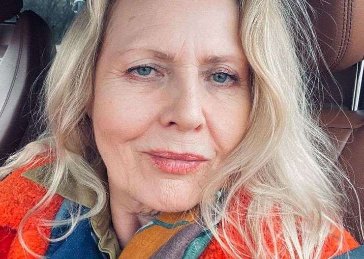 Ten dodatek odmładza i dodaje nonszalancji, a kosztuje grosze. Nosi go nawet Szapołowska